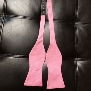 TOMMY HILFIGER BOWTIE